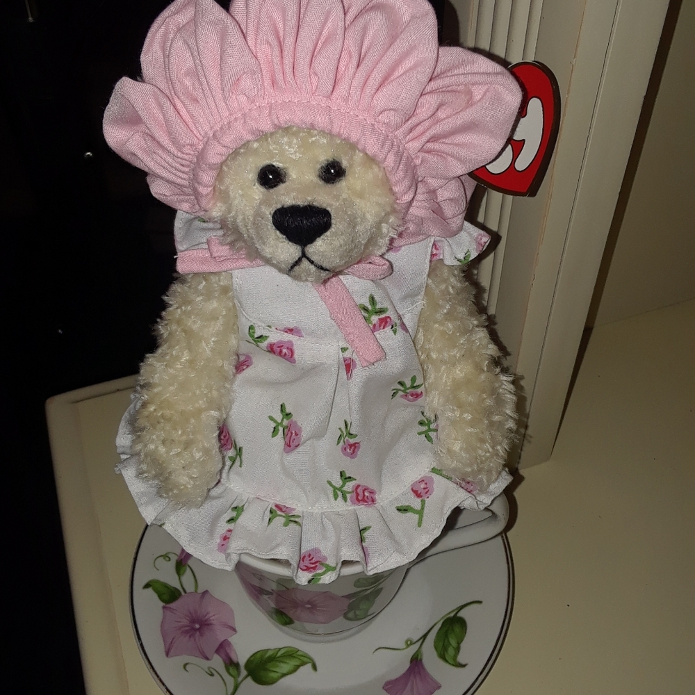 Bear in Cup